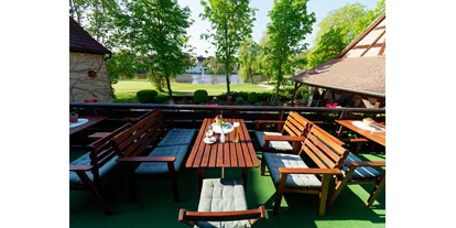 Golfurlaub - Deutschland - Golfclub Terrasse - Hotel Schloss Reichmannsdorf