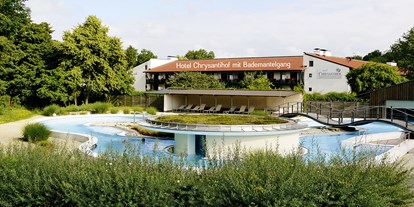 Golfurlaub - Hotel-Schwerpunkt: Golf & Gesundheit - Bad Füssing - Aussenansicht - Wellness- & Gesundheitshotel Chrysantihof