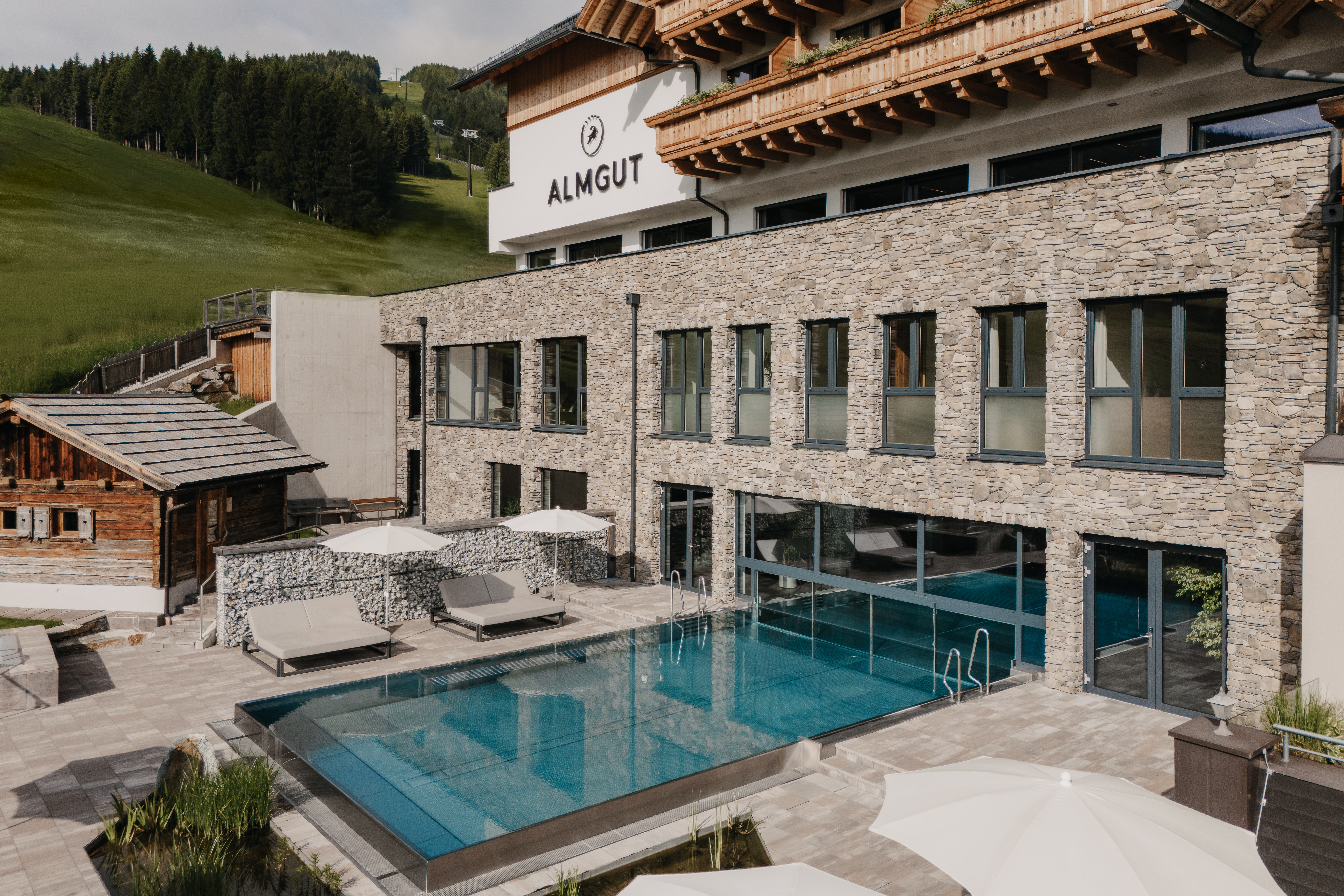 Golfurlaub - Garten - ALMGUT Mountain Wellness Hotel