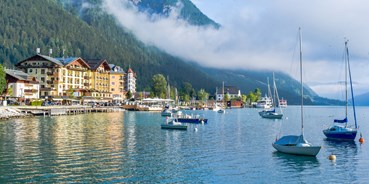 Golfurlaub - Tiroler Unterland - Hotelansicht - Hotel Post am See 