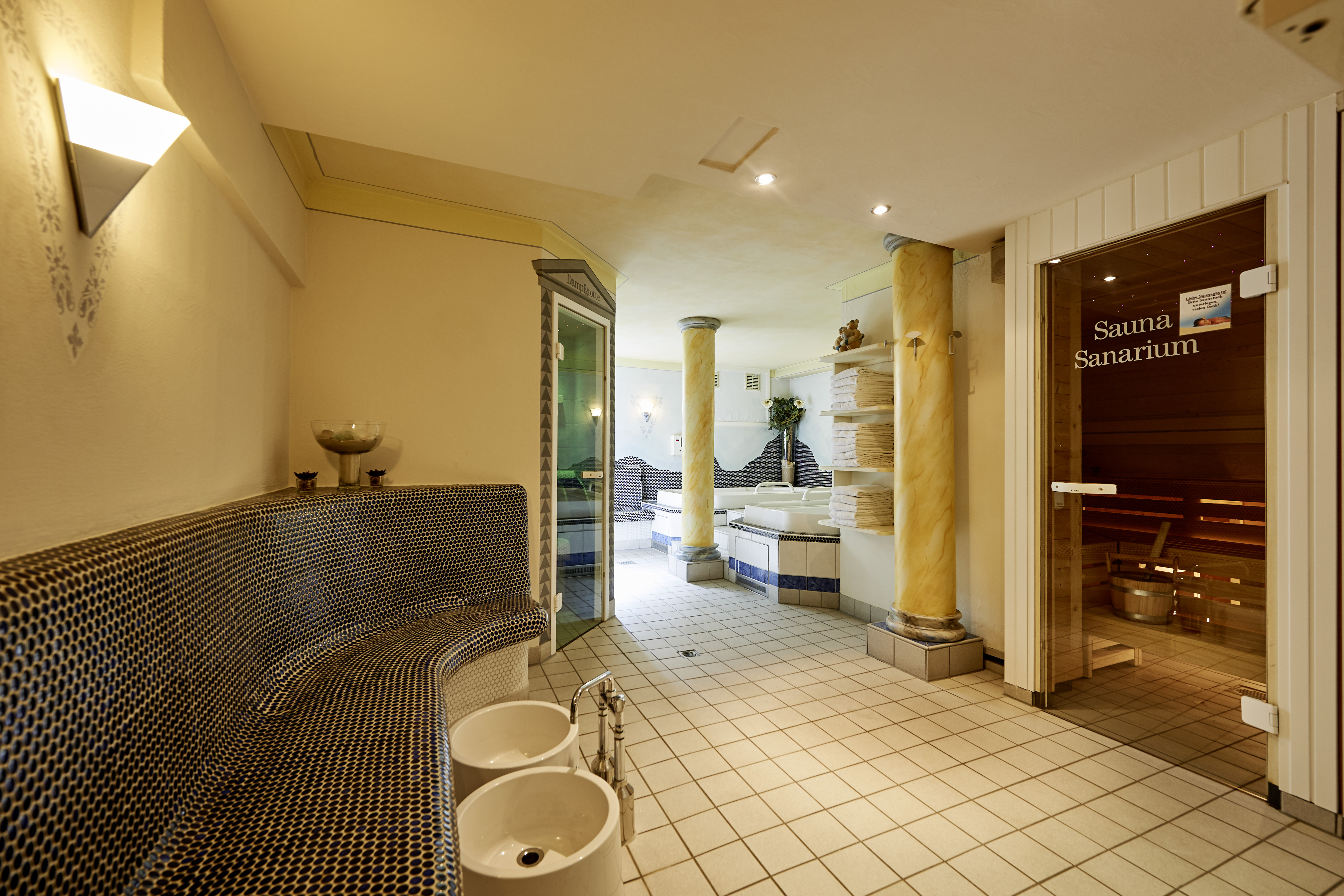 Golfurlaub - PLZ 88138 (Deutschland) - Sauna-Oase - Hotel-Restaurant Adler