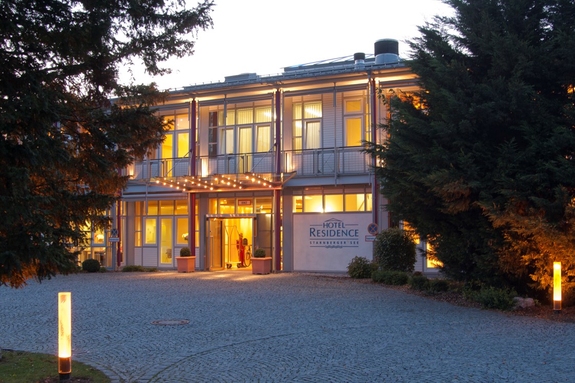 Golfhotel: Hotel Residence Eingang
 - Hotel Residence Starnberger See