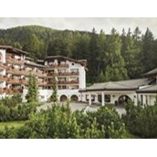 Golfhotel - Aussenansicht Sommer - Hotel Waldhuus Davos