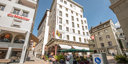 Golfurlaub - Hotel-Schwerpunkt: Golf & Wandern - Graubünden - Aussenansicht Art Boutique Hotel Monopol - Art Boutique Hotel Monopol