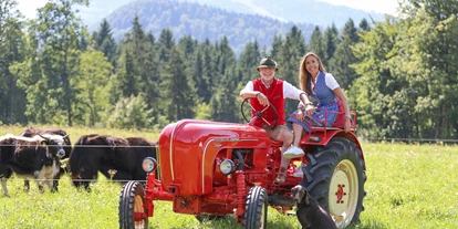 Golfurlaub - Fahrstuhl - Klaus Graf von Moltke und Susanne Gräfin von Moltke - Eigentümer und Gastgeber von Gut Steinbach - Gut Steinbach Hotel Chalets SPA