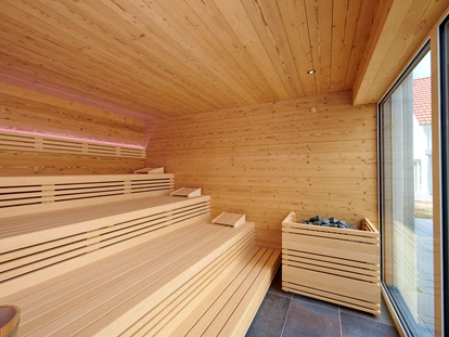 Golfurlaub - Bad und WC getrennt - Wellness im Bachhof Resort Hotel - Panorama - Sauna - Bachhof Resort Straubing - Hotel und Apartments