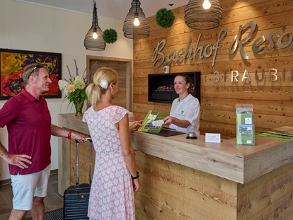 Golfurlaub - Bad und WC getrennt - Herzlich Willkommen im Bachhof Resort - Bachhof Resort Straubing - Hotel und Apartments