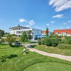 Golfhotel: Hotel und 5* Ferienhaus Apartments - Bachhof Resort Straubing - Hotel und Apartments