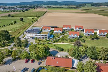 Golfhotel: mit Blick auf den Bayerischen Wald - Bachhof Resort Straubing - Hotel und Apartments