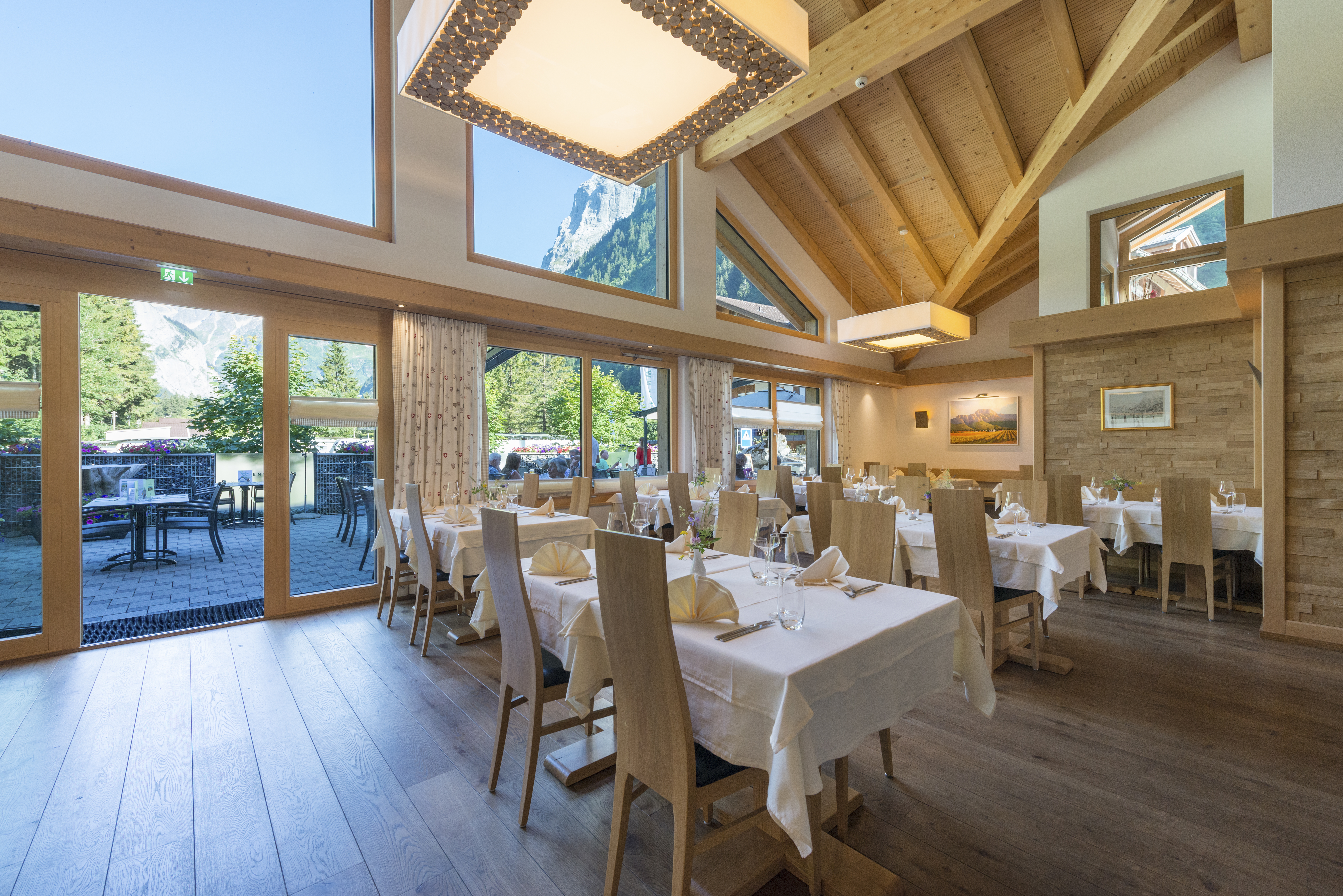 Golfhotel: Restaurant mit Schweizer Küche - Alpenresort Eienwäldli Engelberg