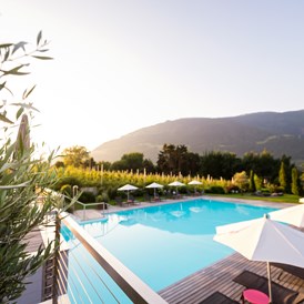 Golfhotel: Aussenpool - Design Hotel Tyrol