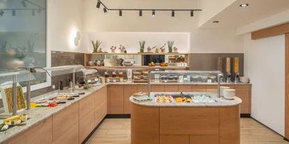 Golfurlaub - Restaurant - Hotel Post Wrann |  Frühstücksbuffet - Hotel Post Velden