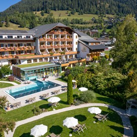 Golfhotel: Hotel Kolmhof mit Gartenblick und Außenpool - Der Kolmhof