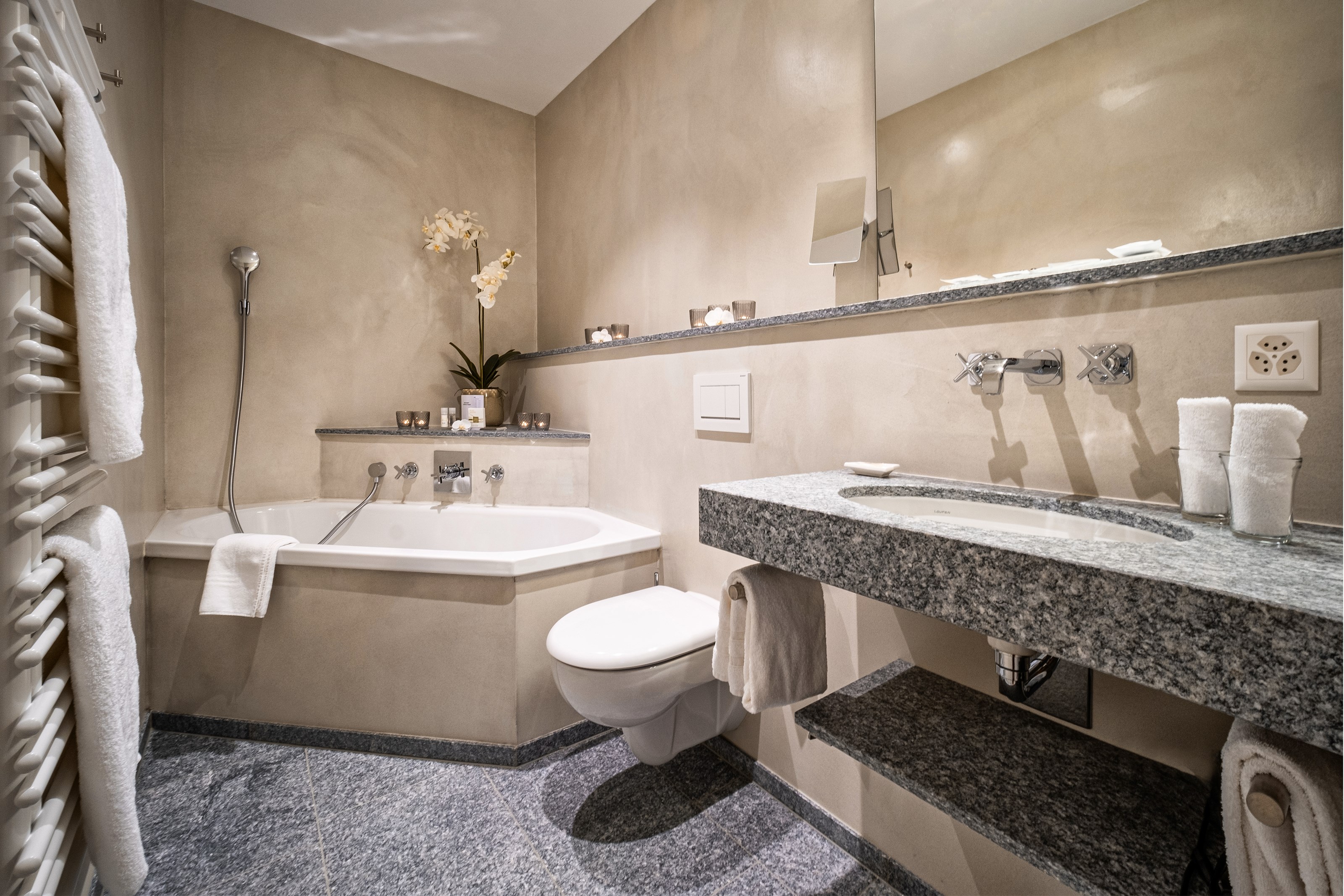 Golfurlaub - PLZ 7524 (Schweiz) - Golf & Sporthotel Hof Maran