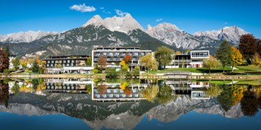 Golfurlaub - PLZ 6365 (Österreich) - Ritzenhof Hotel und Spa am See
Außen Ansicht
Genuss und Golf zwischen Berg und See - Ritzenhof 4*s Hotel und Spa am See