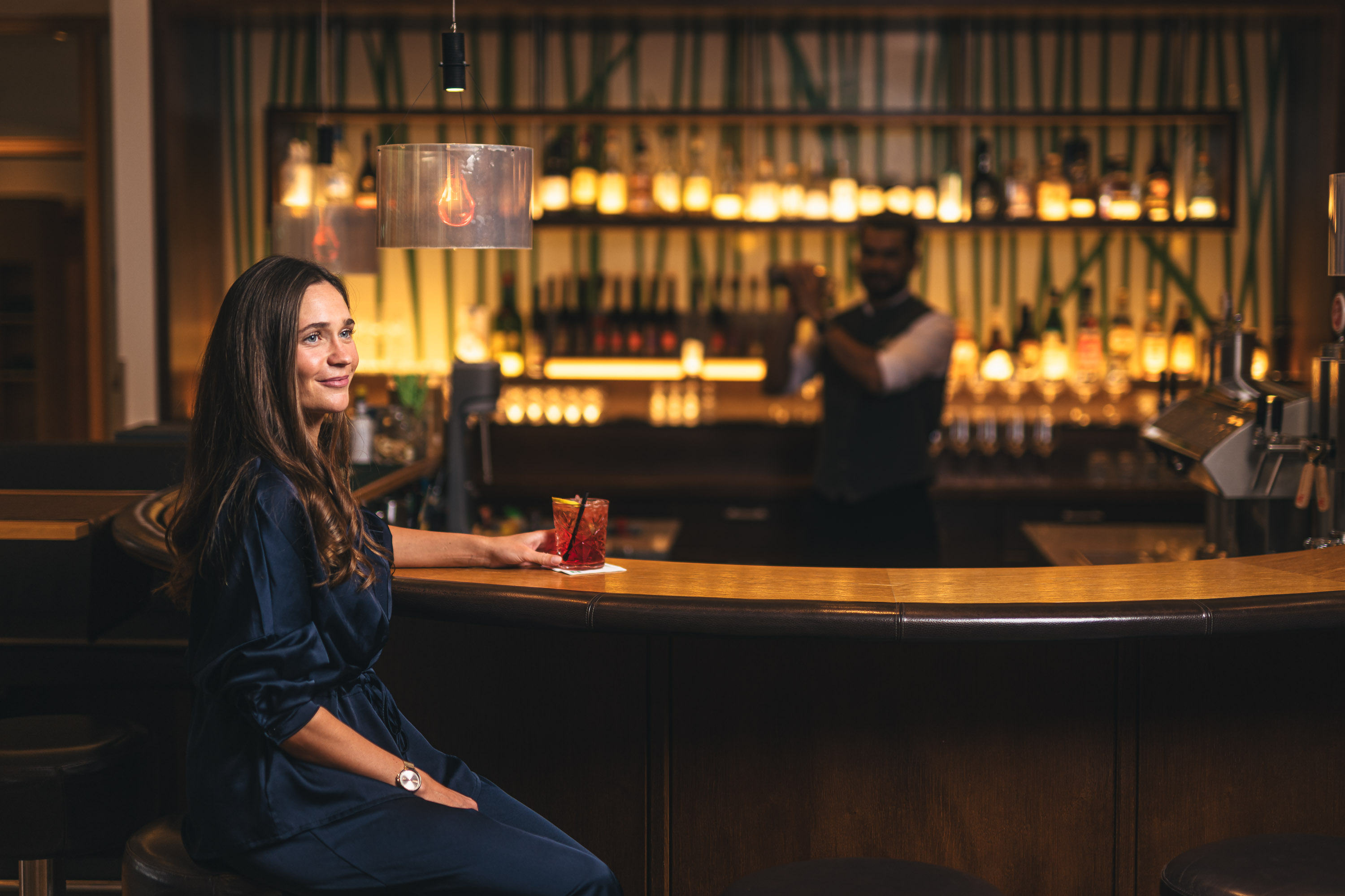 Golfhotel: Cocktail an der Hotelbar genießen - Ritzenhof – Hotel und Spa am See