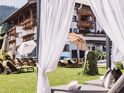 Golfurlaub - Bad und WC getrennt - Liegewiese - Sporthotel Ellmau
