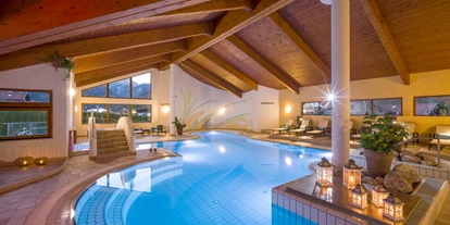 Golfurlaub - Zimmer mit Fernsicht - Seefeld in Tirol - Indoorpool 29 °C - Hotel Karlwirt - Alpine Wellness am Achensee