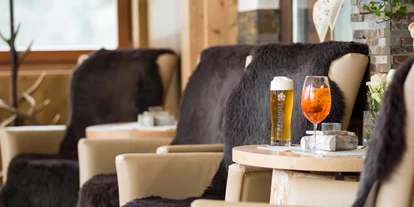 Golfurlaub - Zimmer mit Fernsicht - Seefeld in Tirol - Gemütlich Sitzen - Hotel Karlwirt - Alpine Wellness am Achensee