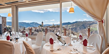 Golfurlaub - Südtirol - Speisesaal -  Hotel Emmy-five elements