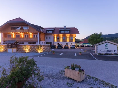 Golfurlaub - Bad und WC getrennt - Die RÖMERGOLFLODGE - Römergolflodge