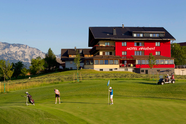 Golfurlaub - Zimmer mit Fernsicht - Österreich - Golfhotel Haberl - Loch 5 - Hotel Haberl - Attersee