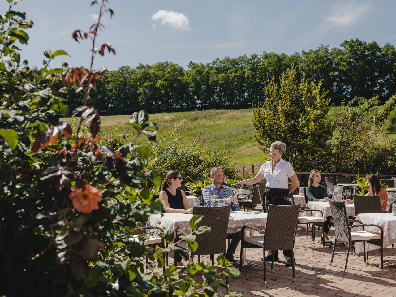 Golfurlaub - Niederösterreich - Hotel-Restaurant-Terrasse - Hotel Neustifter