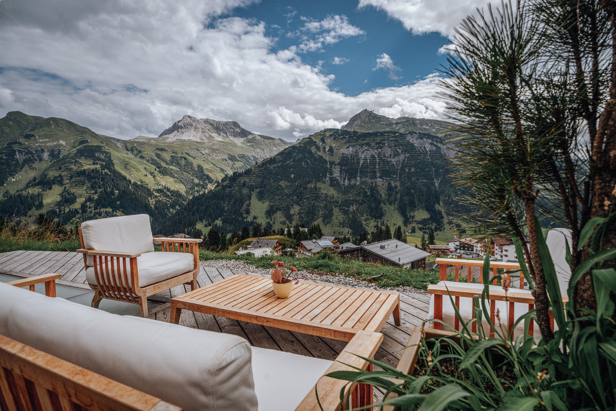 Golfurlaub - PLZ 88138 (Deutschland) - Terrasse mit Ausblick - Hotel Goldener Berg