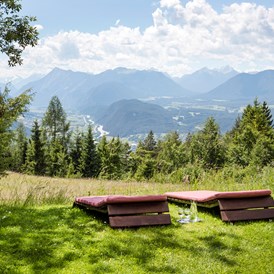 Golfhotel: Liegewiese & Panoramagarten Alpenwelt SPA - Inntalerhof - DAS Panoramahotel