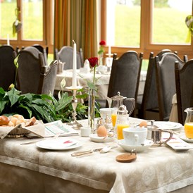 Golfhotel: Frühstück bereits mit Aussicht - Inntalerhof - DAS Panoramahotel