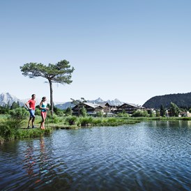 Golfhotel: Nordic Walking am Wildsee - Spaziergänge und Wanderungen in allen Schwierigkeitsgraden in der Olympiaregion Seefeld - Inntalerhof - DAS Panoramahotel