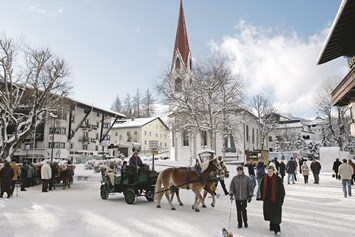Golfhotel: Fußgängerzone Seefeld in Tirol - alpinen Lifestyle im Sommer wie im Winter genießen - Inntalerhof - DAS Panoramahotel