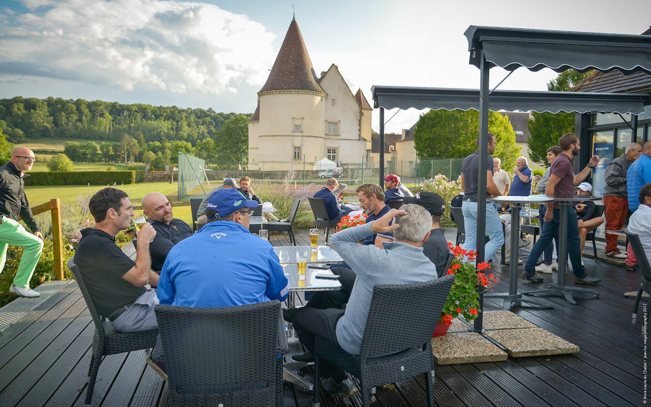 Hotel Golf Chateau de Chailly Golfeinrichtungen im Detail Golf Snack 