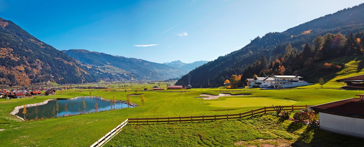 HochLeger Luxury Chalet Resort Golfeinrichtungen im Detail Golfclub Zillertal Uderns
