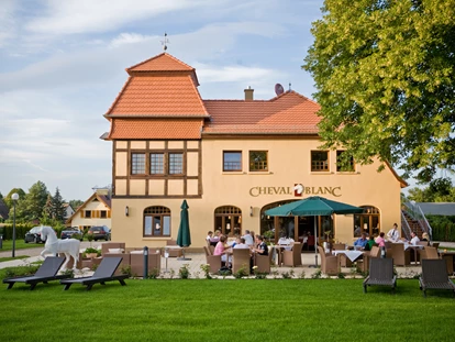 Golfurlaub - Bad und WC getrennt - Restaurant Cheval-Blanc - Bernsteinschloss Wendorf
