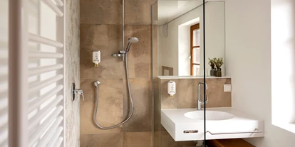 Golfurlaub - Sauna - Badezimmer - Familienzimmer / Doppelzimmer Alpin - Hotel DER HECHL