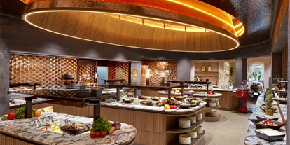 Golfurlaub - Sauna - Buffet-Bereich
 - 5* Wellness- & Sporthotel Jagdhof