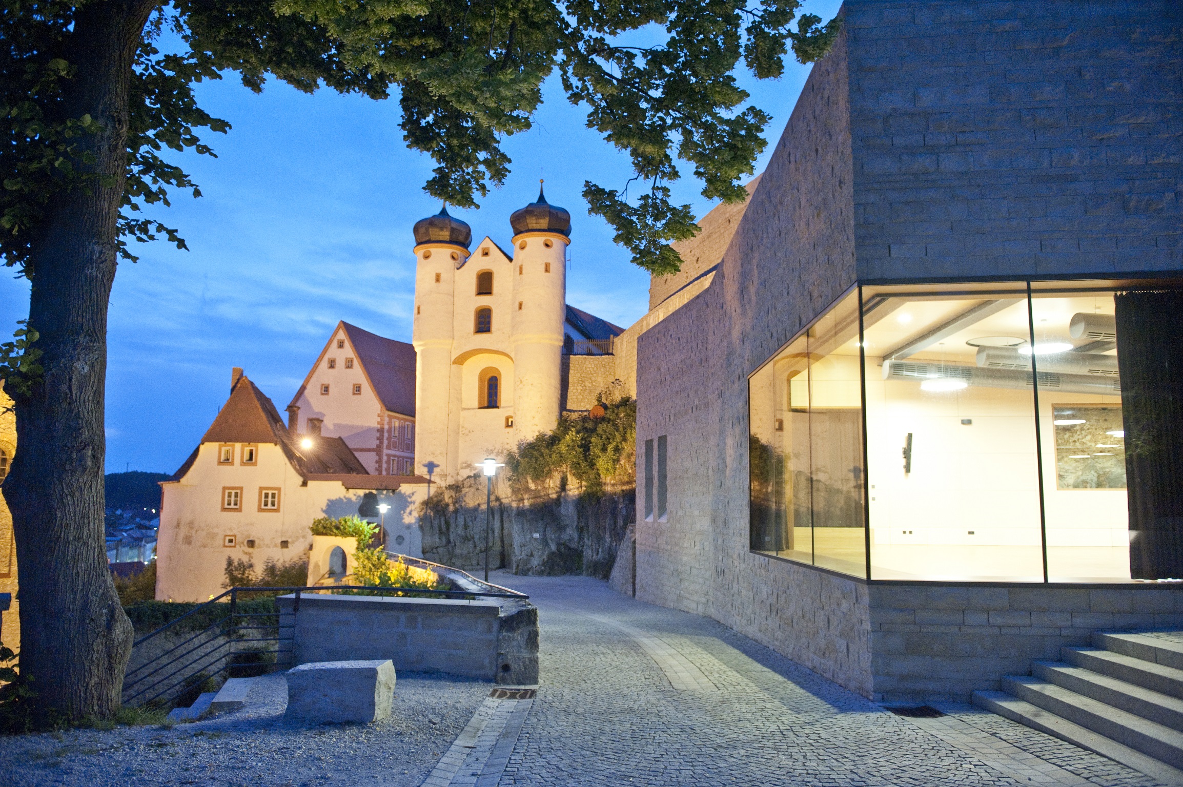 Romantik Hotel Hirschen ****S Ausflugsziele Burg Parsberg