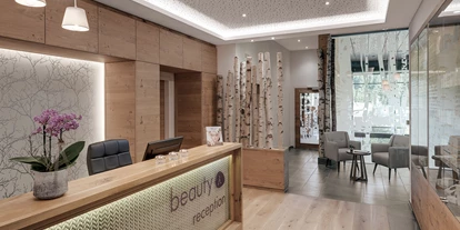 Golfurlaub - Sauna - INNs HOLZ Natur- & Vitalhotel****s Beautyrezeption - INNs HOLZ Natur- & Vitalhotel****s