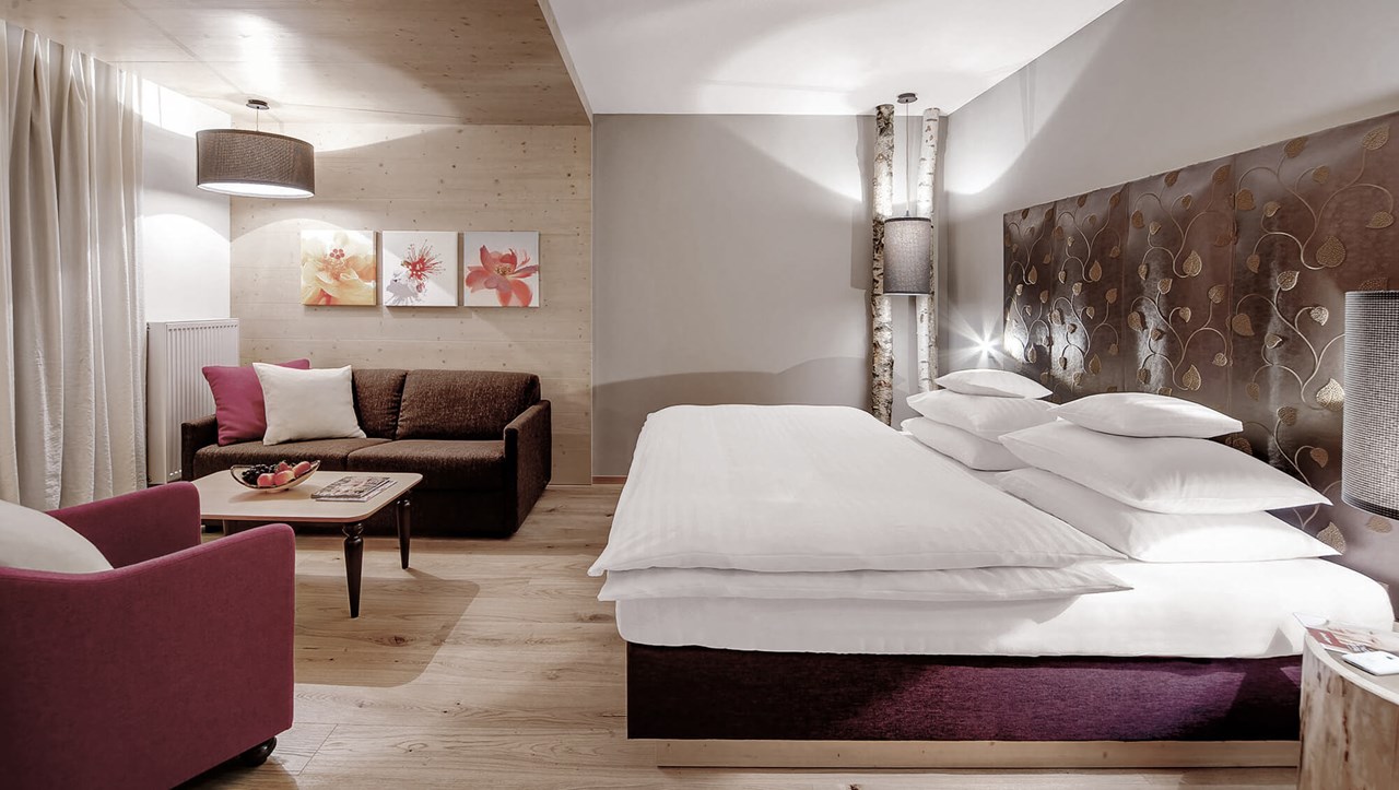 INNs HOLZ Natur- & Vitalhotel****s Zimmerkategorien Alpenblick Zimmer