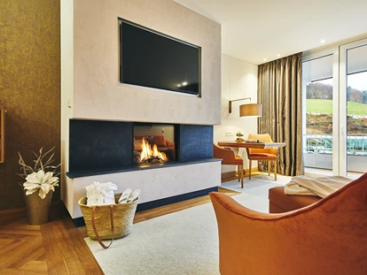 Golfurlaub - Bad und WC getrennt - Neue Juniorsuiten 70 qm im Sorpehaus im Romantik- und Wellnesshotel Deimann - Romantik- & Wellnesshotel Deimann