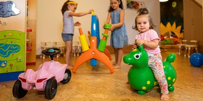 Golfurlaub - Restaurant - Spaß im Kinderclub - Familien-Sportresort Brennseehof