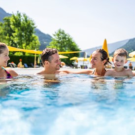 Golfhotel: Badespaß am See - Familien-Sportresort Brennseehof