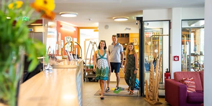 Golfurlaub - Restaurant - Lobby - Familien-Sportresort Brennseehof