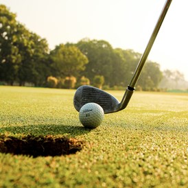 Golfhotel: Golfen MIT Erholungsurlaub finden Sie in Bad Schlema - Hotel Am Kurhaus