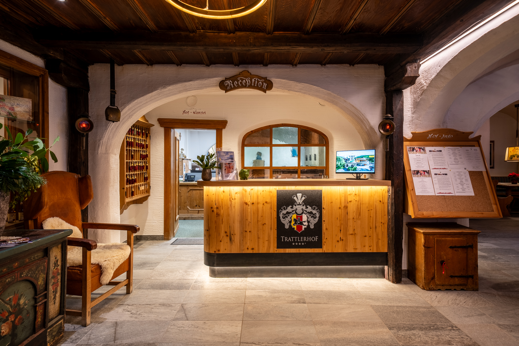 Golfhotel: Rezeption - Hotel GUT Trattlerhof & Chalets****S