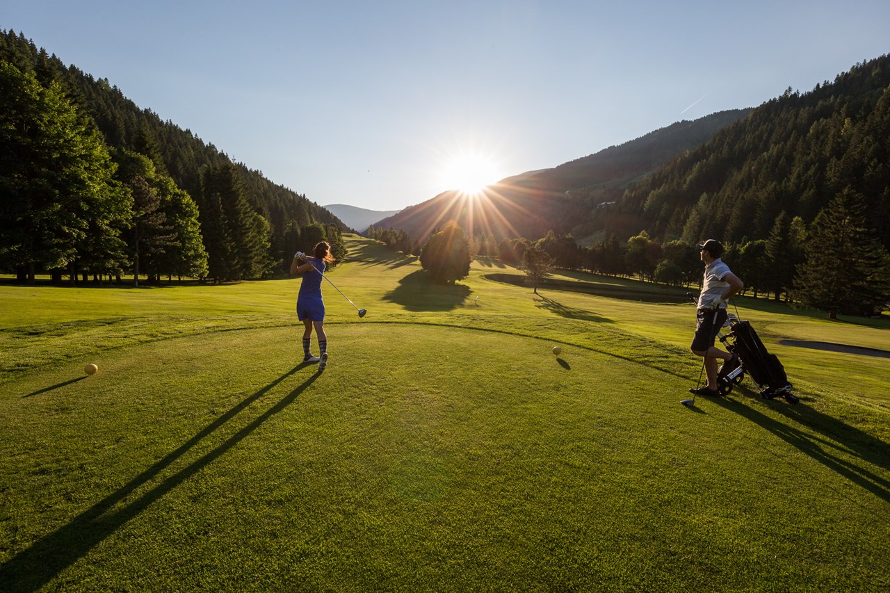 Trattlers Hof-Chalets Golfeinrichtungen im Detail Gäste- & Fernmitgliedschaft