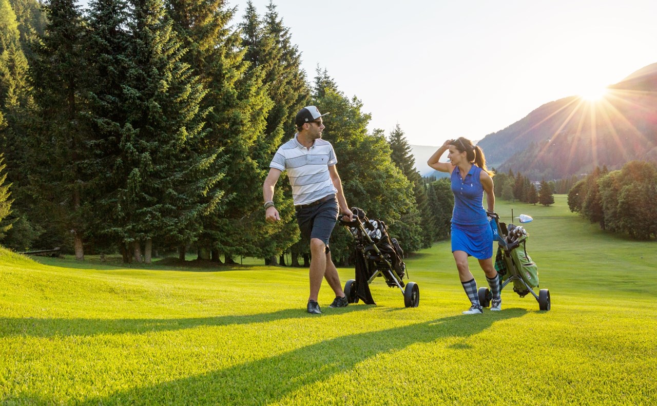 Trattlers Hof-Chalets Golfeinrichtungen im Detail Alpe-Adria Golf Card