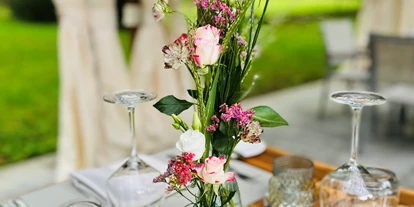 Golfurlaub - Restaurant - Garten  - Restaurant Niedmühle | Land & Genuss Hotel