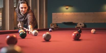 Golfurlaub - Restaurant - Billiardtisch im Hotelpub - Schwarzer Adler